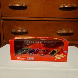 2001 Johnny Lightning 4 Car Box Set Muscle Cars 