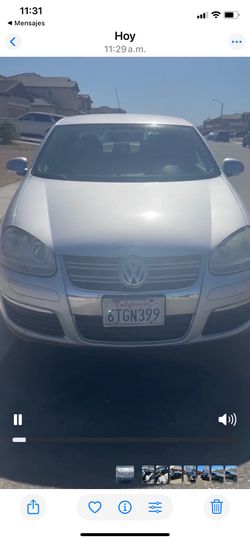 Se vende carro en excelente estado