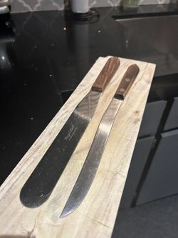 Magic Line/Burns Vintage Icing Spatula And Knife 