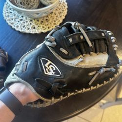 Louisville Slugger First Baseman’s Glove 13” 