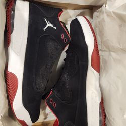 11M Jordan Max Aura 2 NEW!