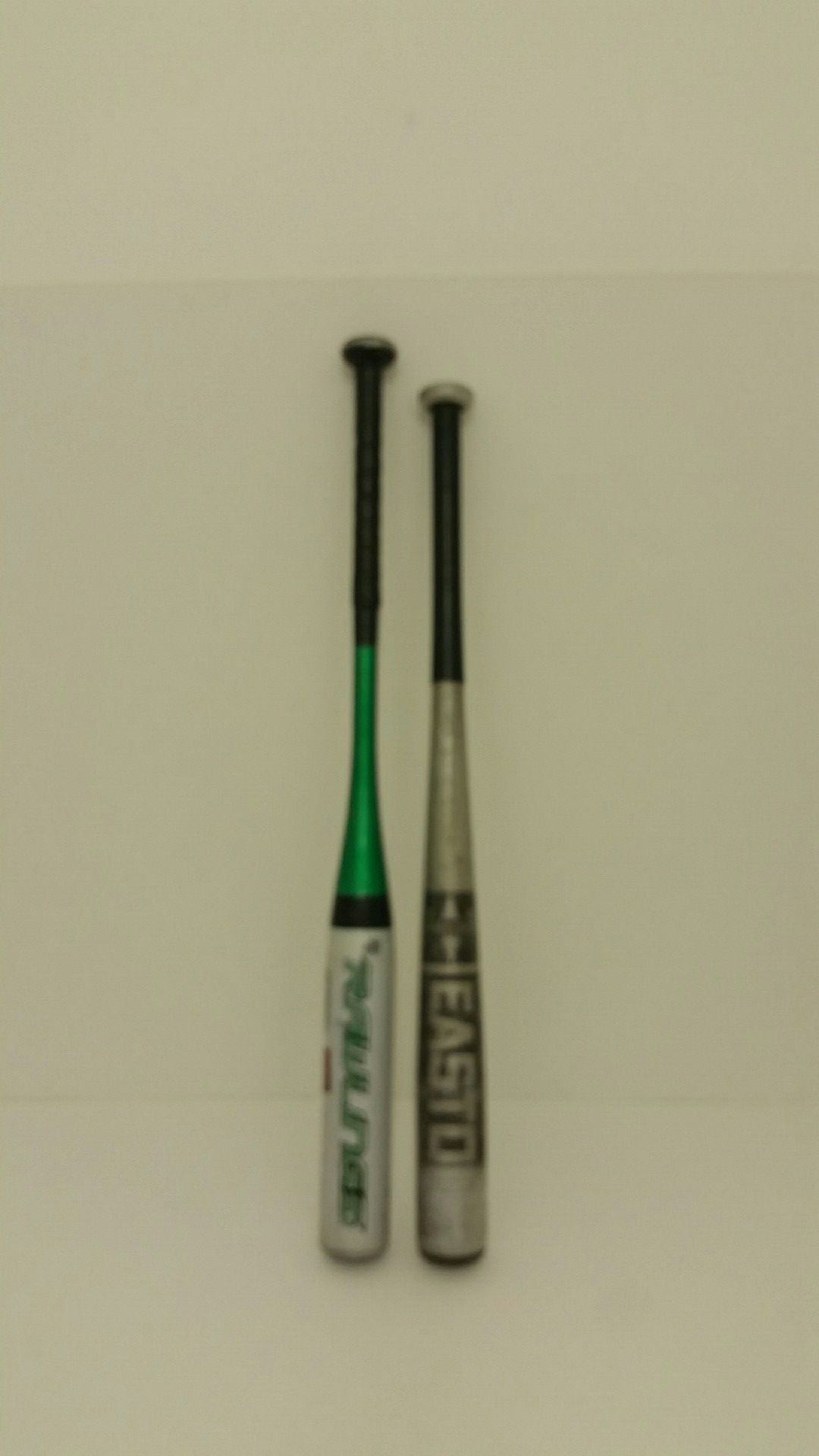 2 baseball bats (Rawlings Plasma & Easton Big Barrel)