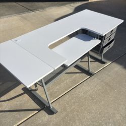 Sewing/Desk