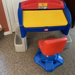 Little Tikes Art/Activity Desk And Chair