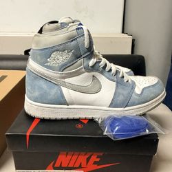 Jordan 1 Hyper Royal Sz 10