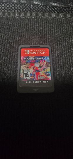 Mario Kart 8 Deluxe Edition - Nintendo Switch - Excellent Condition - Game Only