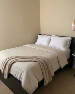 Modern Dark Espresso / Black Full Platform Bed Frame with Headboard