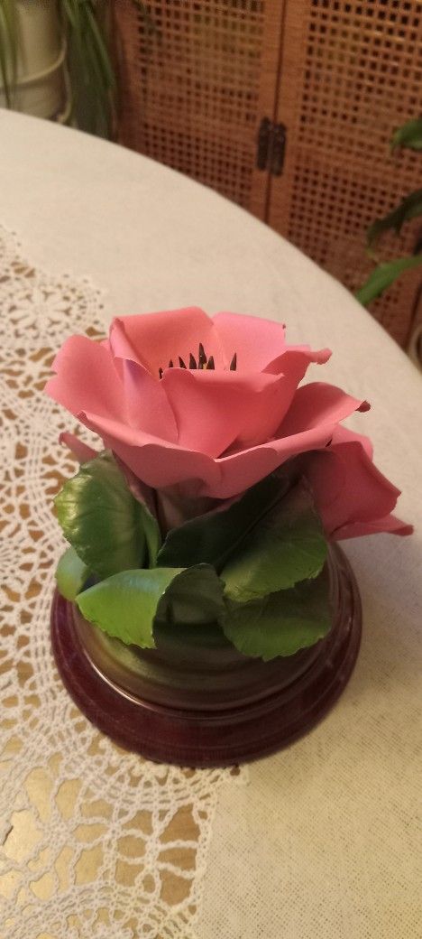 Porcelain Flower Decor