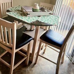 5 Piece Dining Pub Bar Table/Brand New.