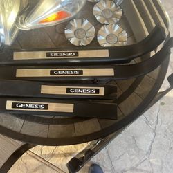 NOT FREE-2009-2014Hyundai Genesis Sedan Parts 