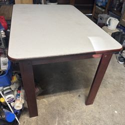 FREE TABLE
