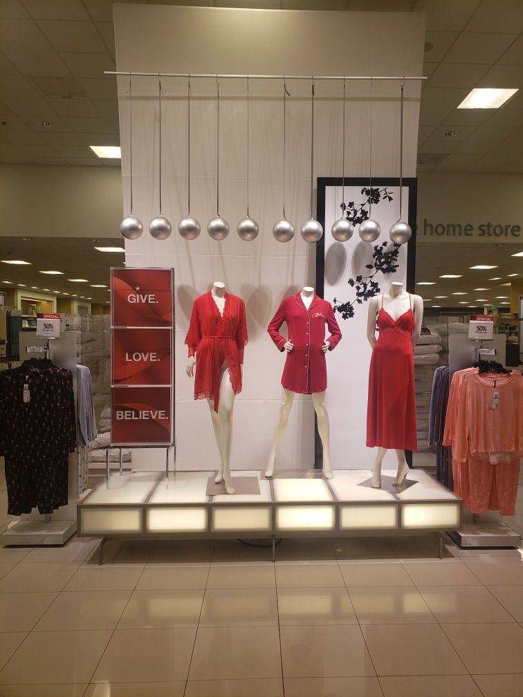 8 Foot Runway For Mannequins 