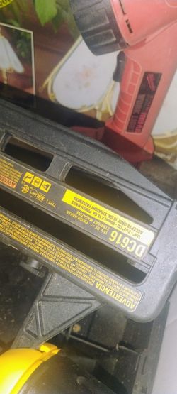 DeWalt Nail Gun 616k