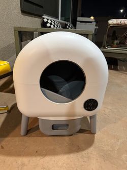 Tuya Self cleaning litter box