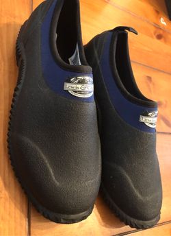 Lewis and clark shop rubber garden shoes
