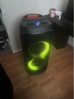 JBL speaker 720 party box