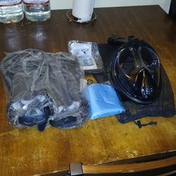 Snorkeling Kit With Fins