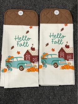Fall themed kitchen towels made with a potholder