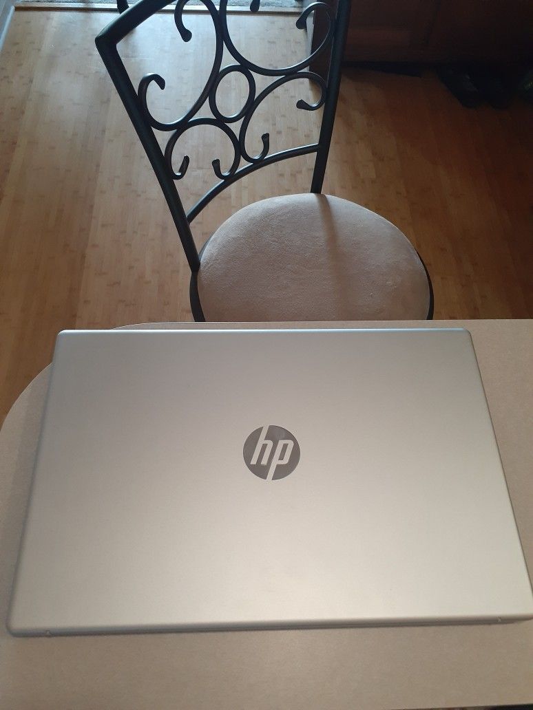 HP Laptop, $250!!! With Warrenty