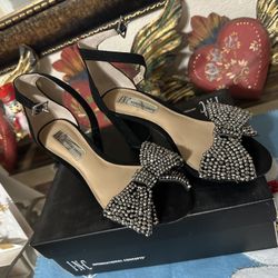 Beautiful Heels Size 5 