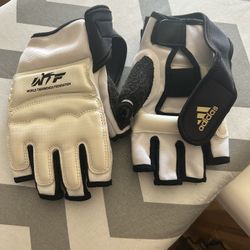 ADIDAS TAEKWONDO HALF FINGER GLOVES 