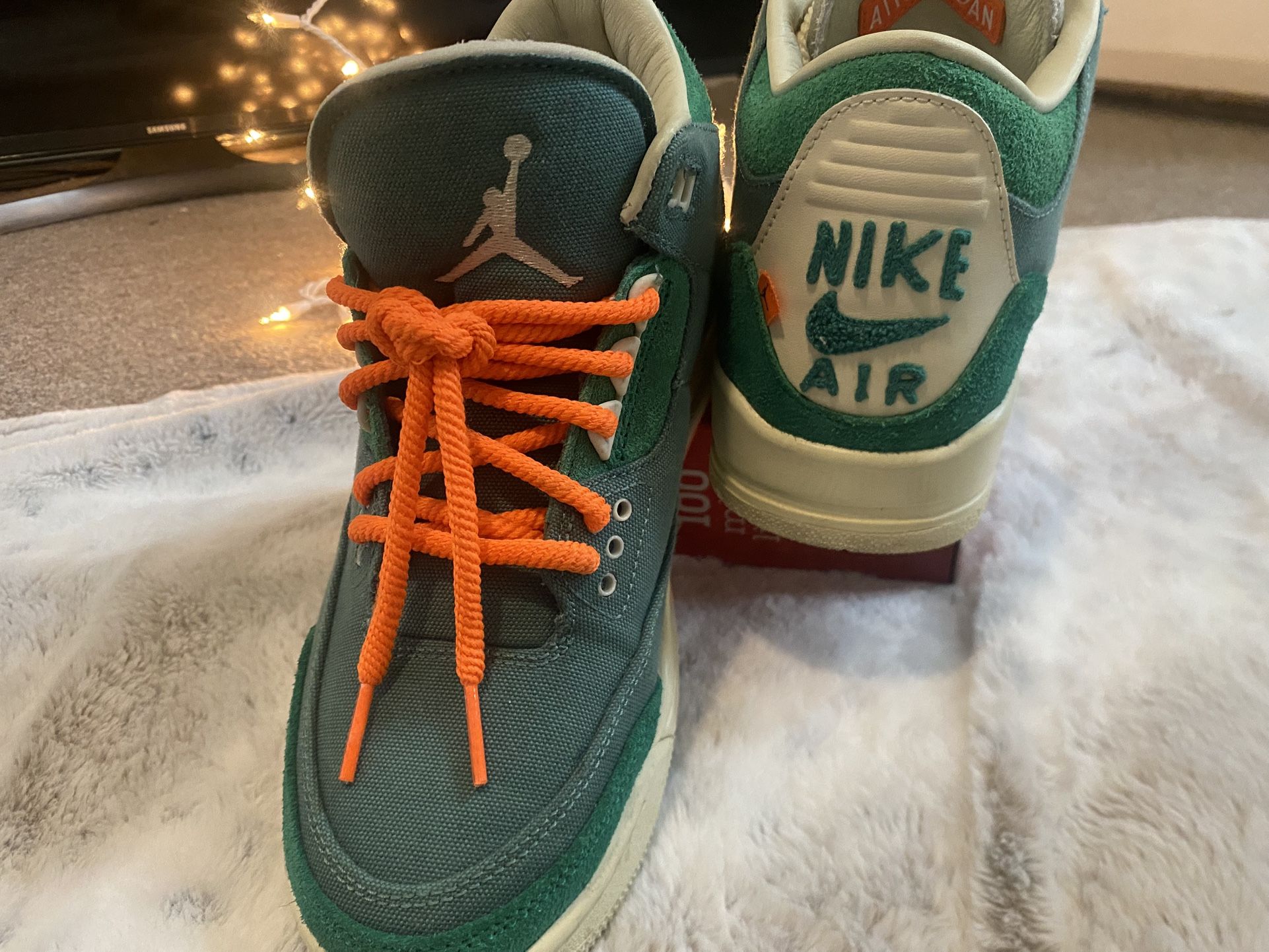 Jordan 3s Nina