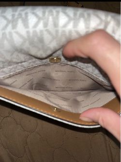 Michael Kors Fulton Signiture Flap Gusset Crossbody Handbag