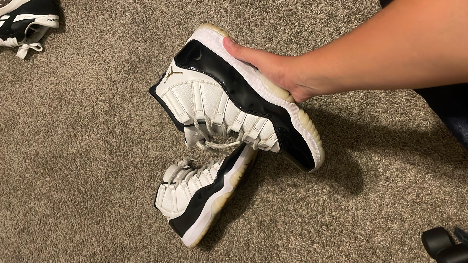 Air Jordan 11 Gratitude Size 8.5