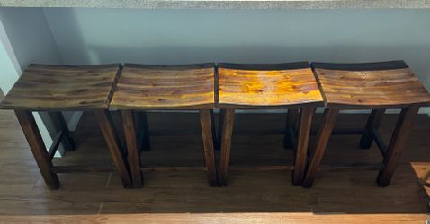 Set of 4 Wooden Saddle Seat Bar Stools