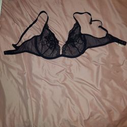 BNWT BLACK Victorias Secret Bra
