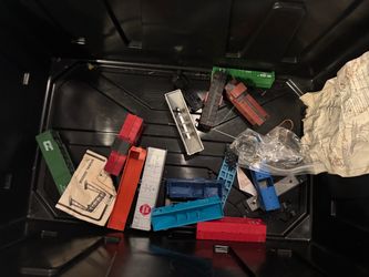 Ho and n scale model trains