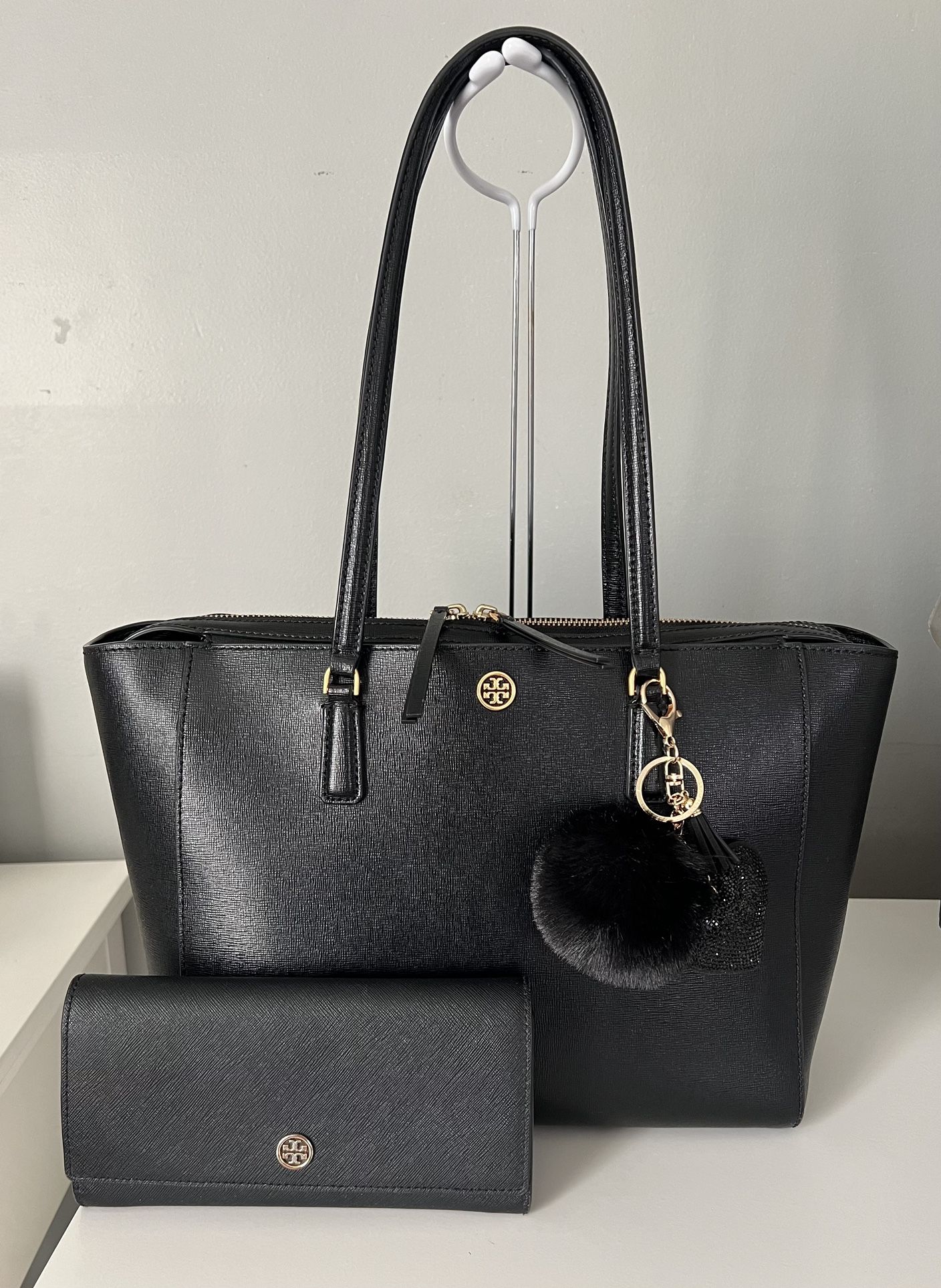 Tory Burch Tote Bag And Matching Wallet