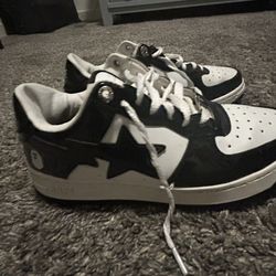 Bapesta Black And white shoes