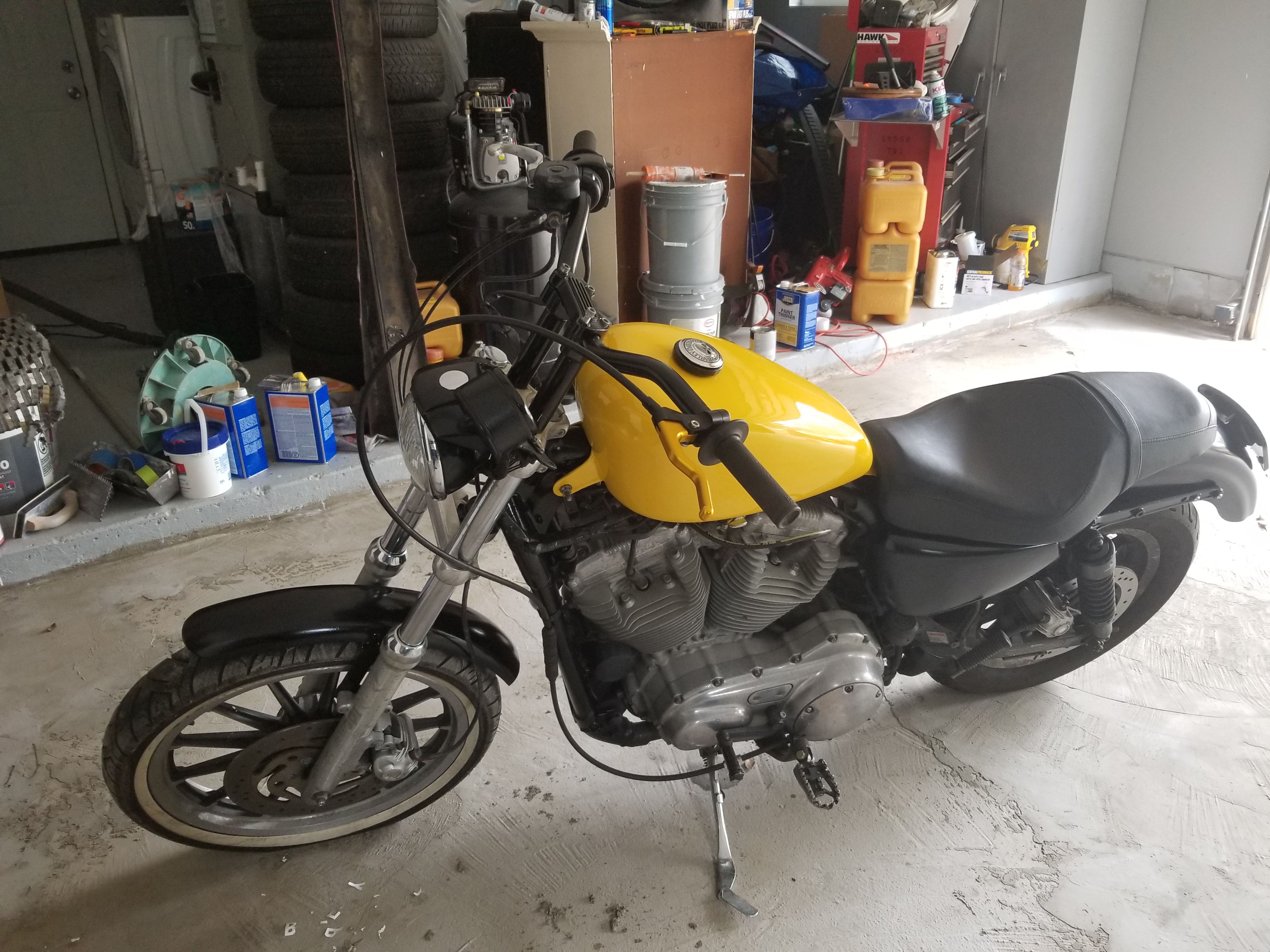 04 Harley sportster 883
