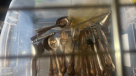 1937 Wm Rogers Memory Hiawatha IS Silverplate Flatware Set, Approx. 40 Pieces!