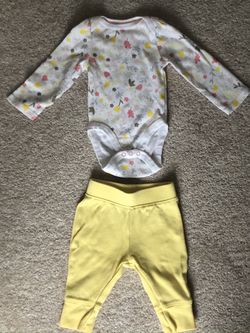 Newborn girl outfit