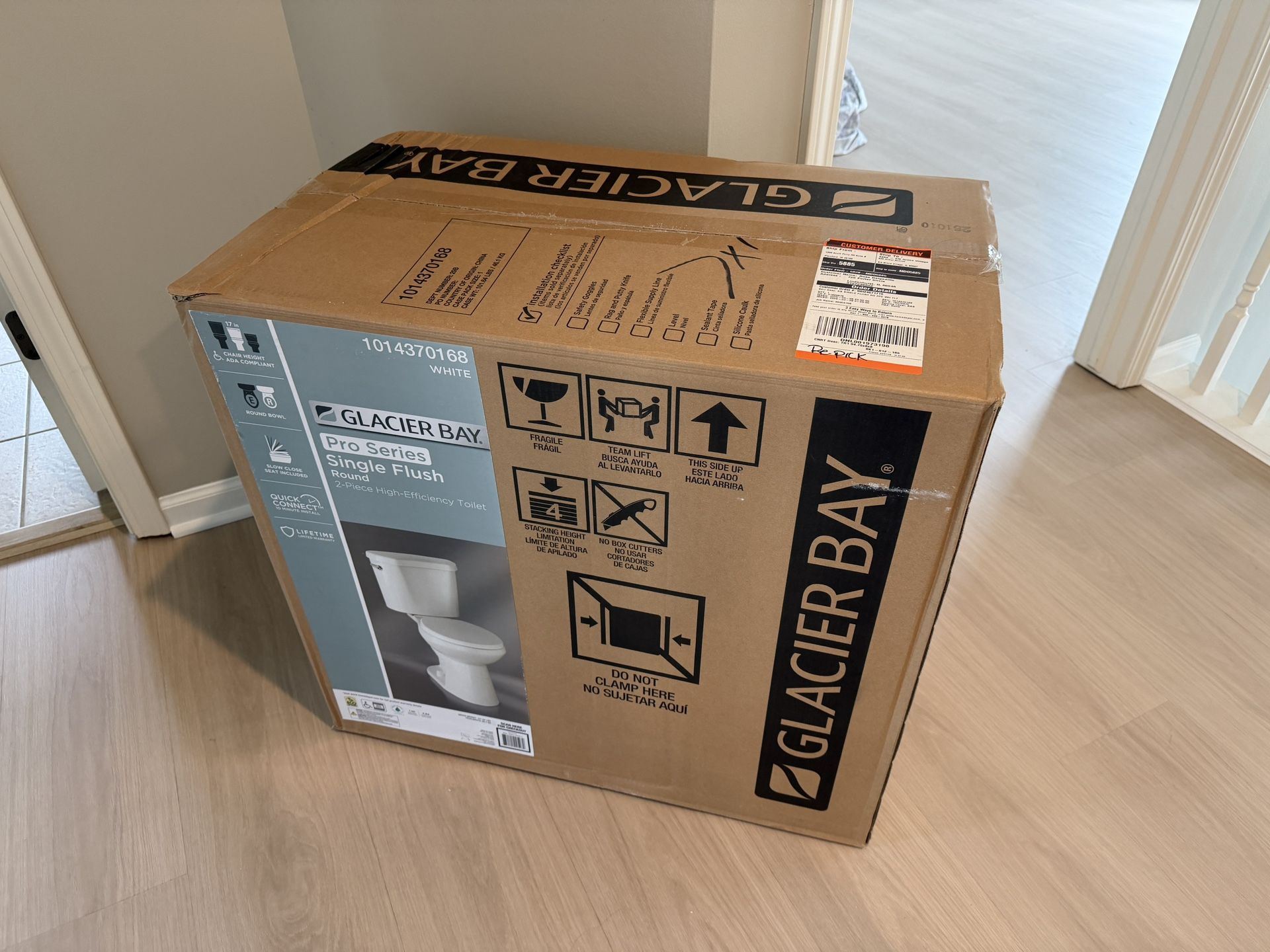 🚽 Brand New Glacier Bay Toilet – Still in Box