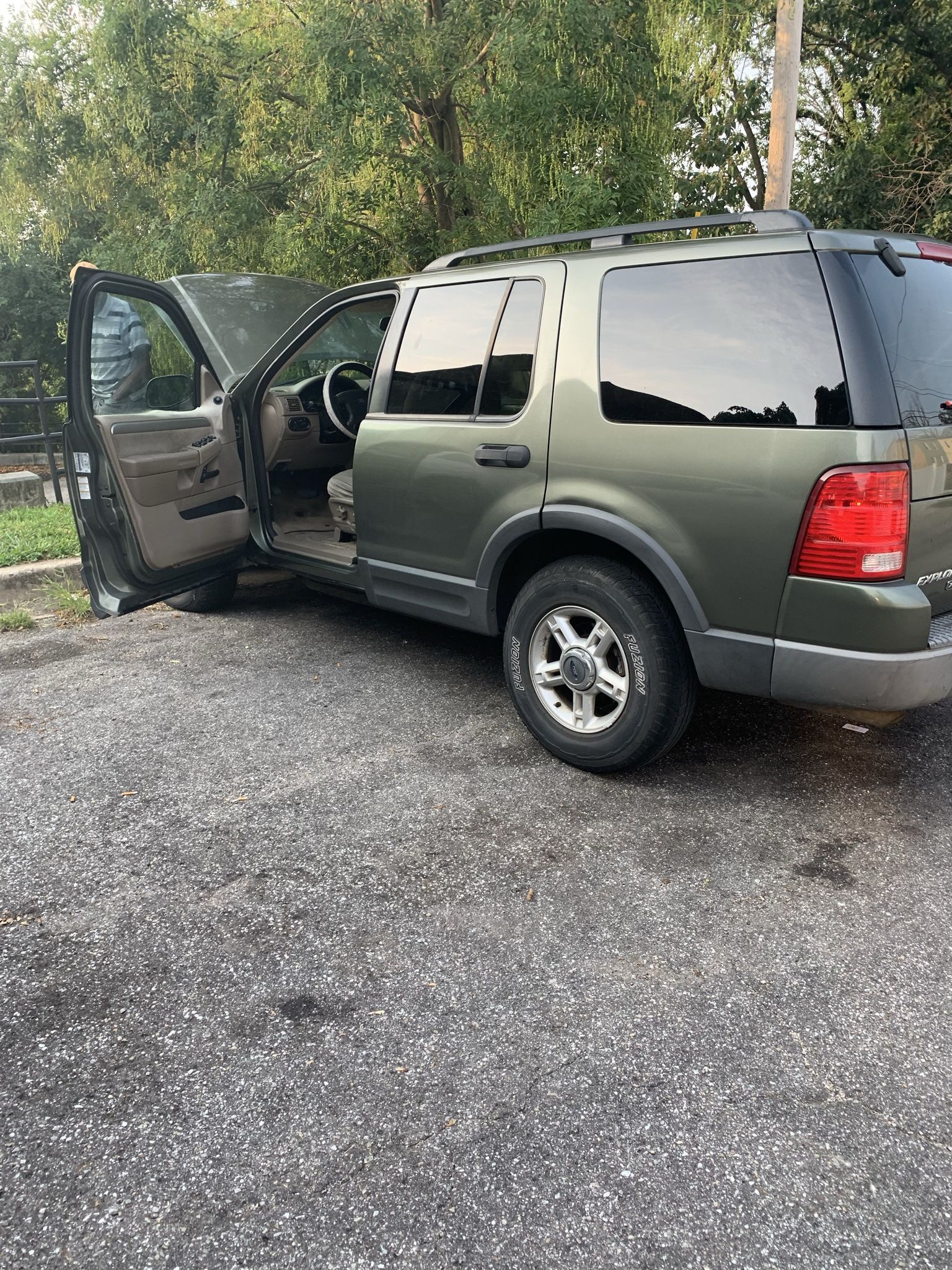 2003 Ford Explorer Sport