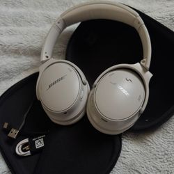 Headphones Bose 