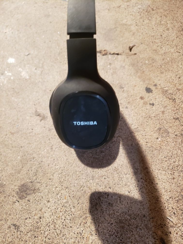 Toshiba wireless headphones