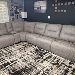 Large Sectional. 