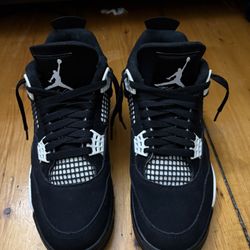 Size 8 Jordan 4s White Thunder 
