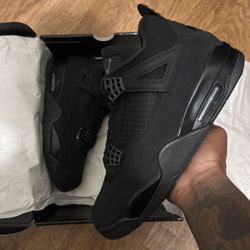 Jordan 4 Black Cat (size 9.5M)