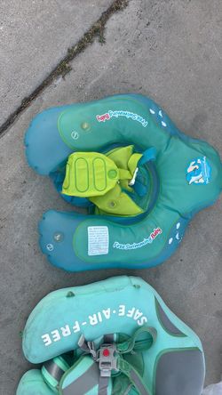 2 free swimming baby