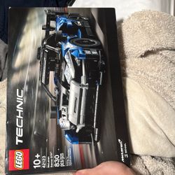 McLaren Senna GTR LEGO Technic 