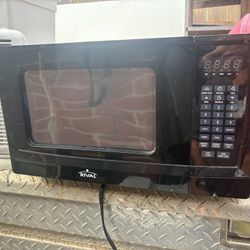 microwave oven