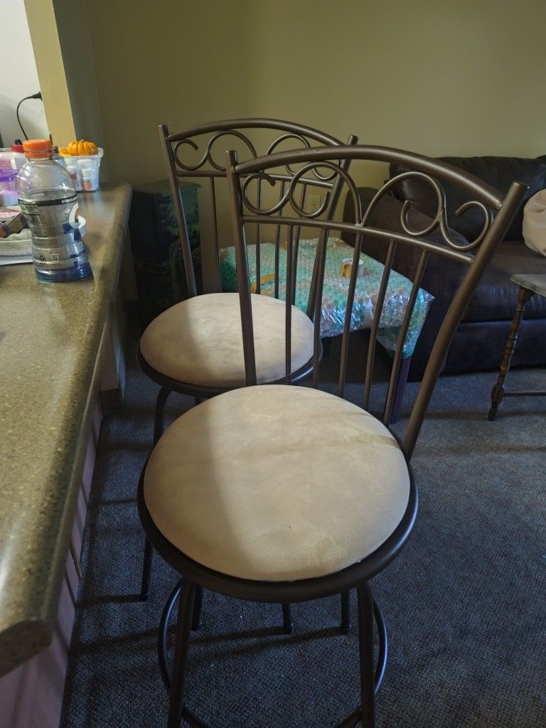 2 Chairs