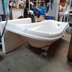 Claw foot Tub.
