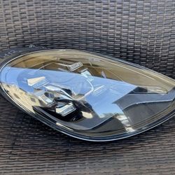 2017 2018 2019 2020 Porsche Panamera Right Passenger Side LED Headlight OEM