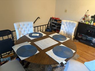 Dinning Table For 4 With High Qualify Material Chair
